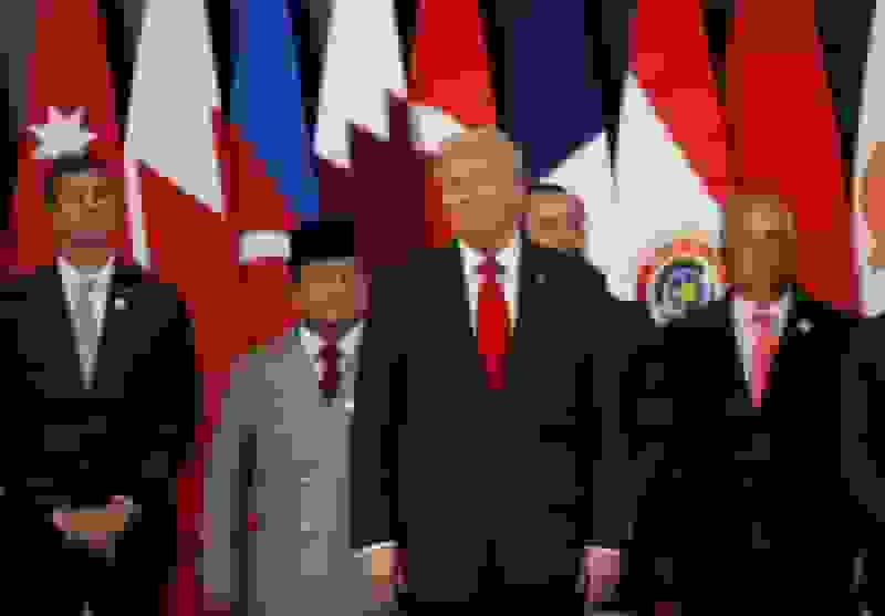 گفتوگوی خصوصی ناخواسته رؤسای جمهور اندونزی و آمریکا در نشست شرمالشیخ