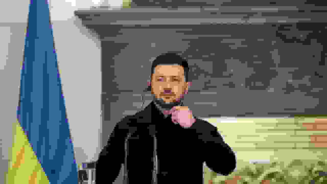 اوکراین در جستجوی مصالحه در برنامه صلح آمریکا با شرکای خود کار میکند، زلنسکی میگوید