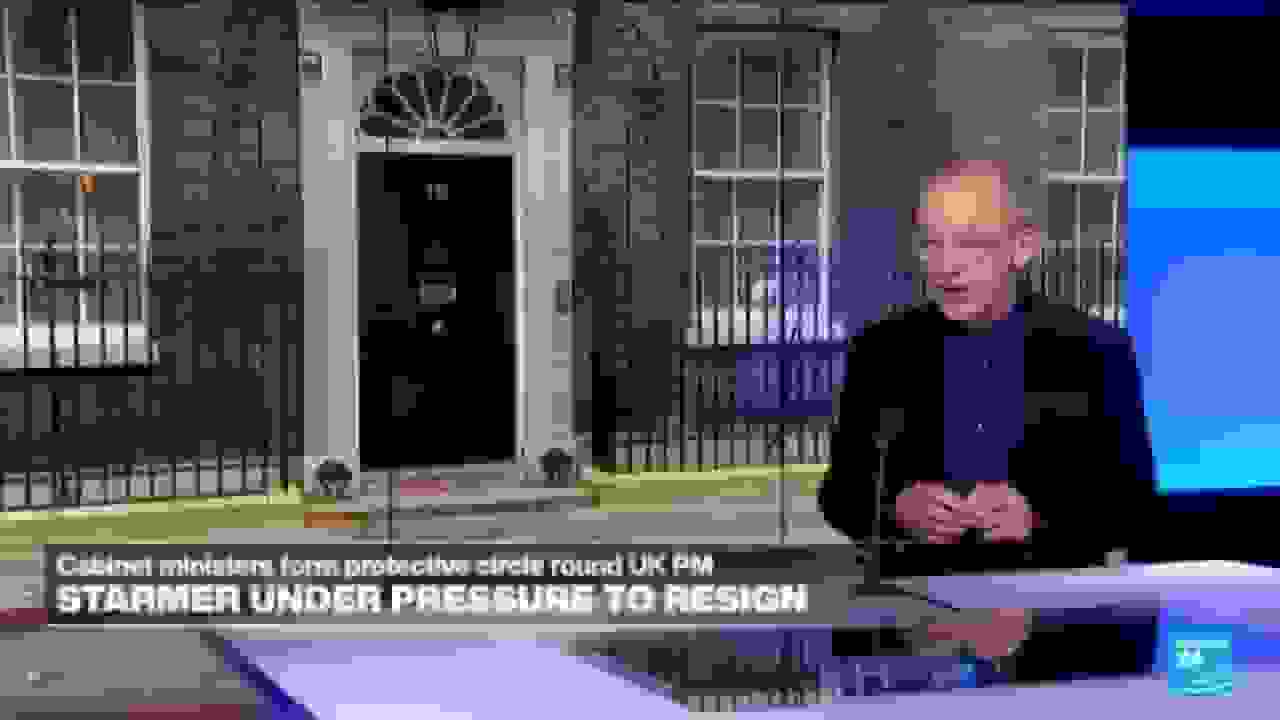 فشار بر استارمر به دنبال پیامدهای افشای اسناد اپستین