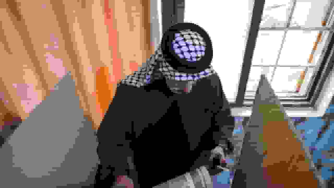 عراقیها برای انتخابات مجلس در حالی به پای صندوقها میروند که تحت نظارت آمریکا و ایران قرار دارد