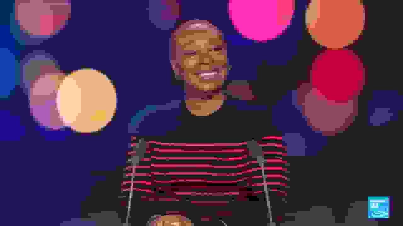 مجسمهسازی با سنگ، نخ و شعر: هنر چندلایه اووتوبونگ نگانگا