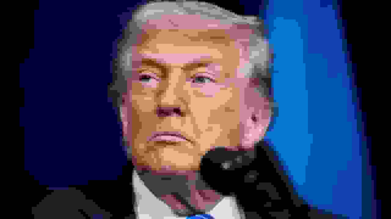 ترامپ: آمریکا اسکله مورد استفاده قاچاقچیان مواد مخدر ونزوئلا را نابود کرد