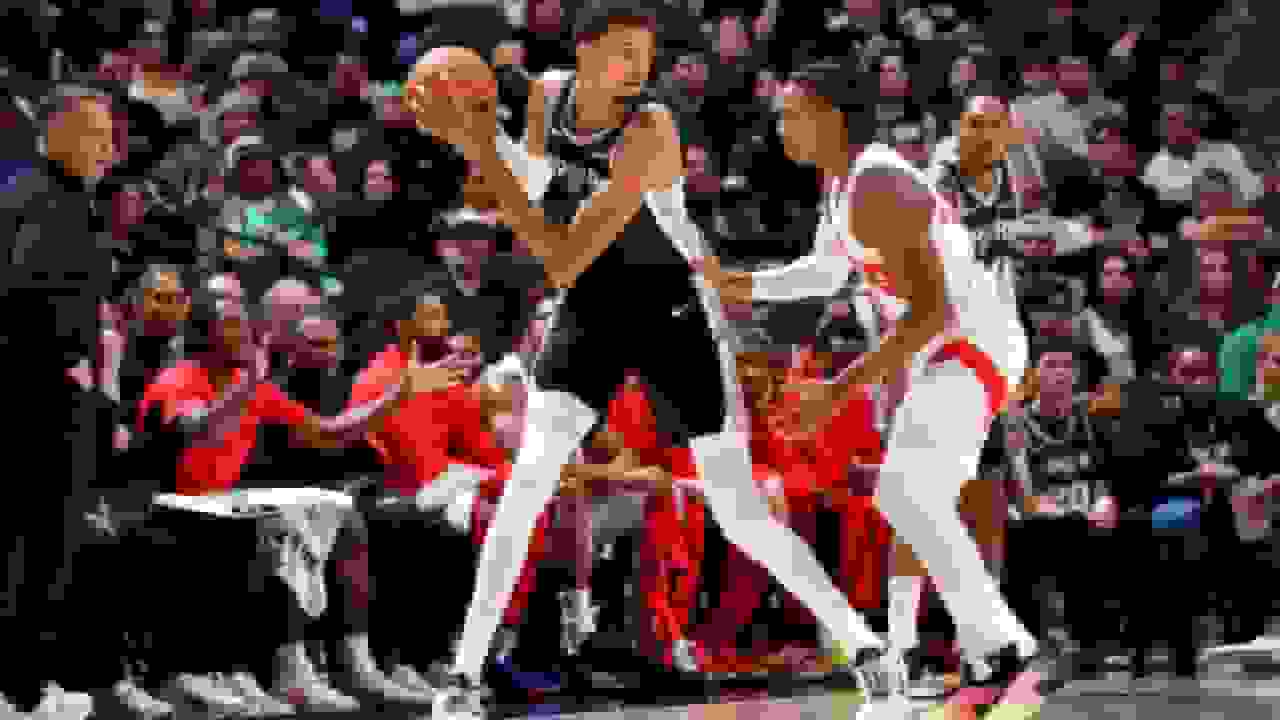 سان آنتونیو اسپورز با عملکرد تاریخی ویمبانیاما شکست ناپذیر ماند