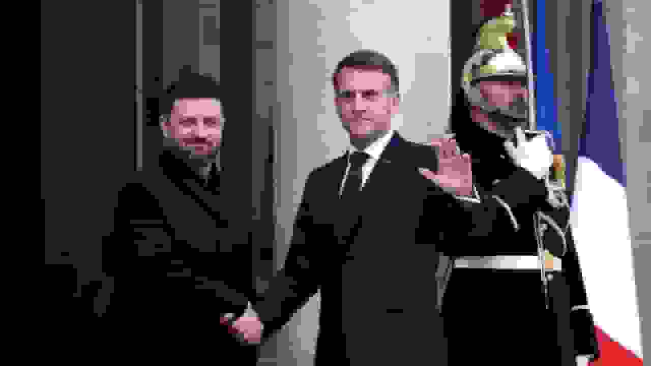 دیپلماسی فشرده در پاریس: مکرون و زلنسکی در جستجوی اجماع برای طرح صلح