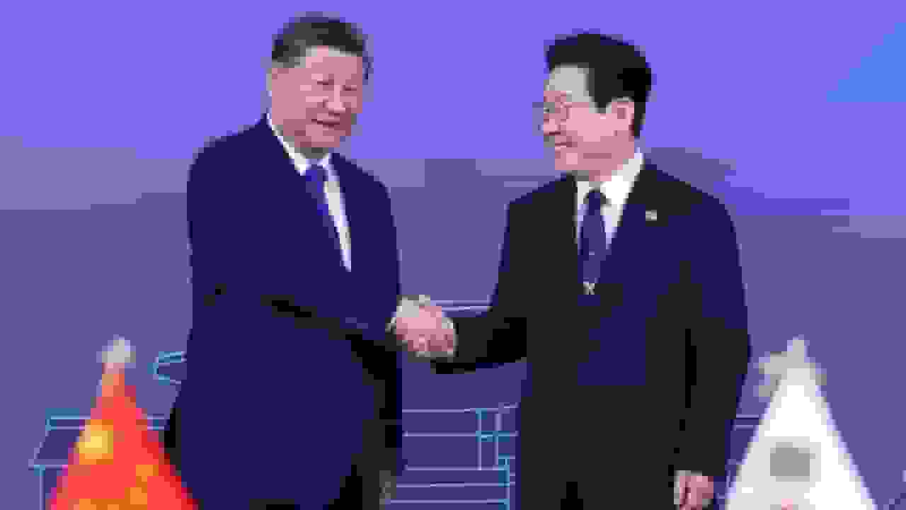 شی جین پینگ رئیس جمهور کره جنوبی را برای تقویت روابط منطقهای در پکن میزبانی میکند