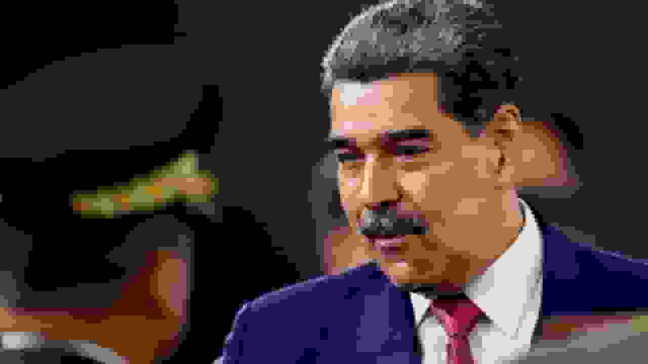 مادورو ادعا کرد ونزوئلا نقشه «پرچم دروغین» برای بمبگذاری در سفارت آمریکا را خنثی کرده است