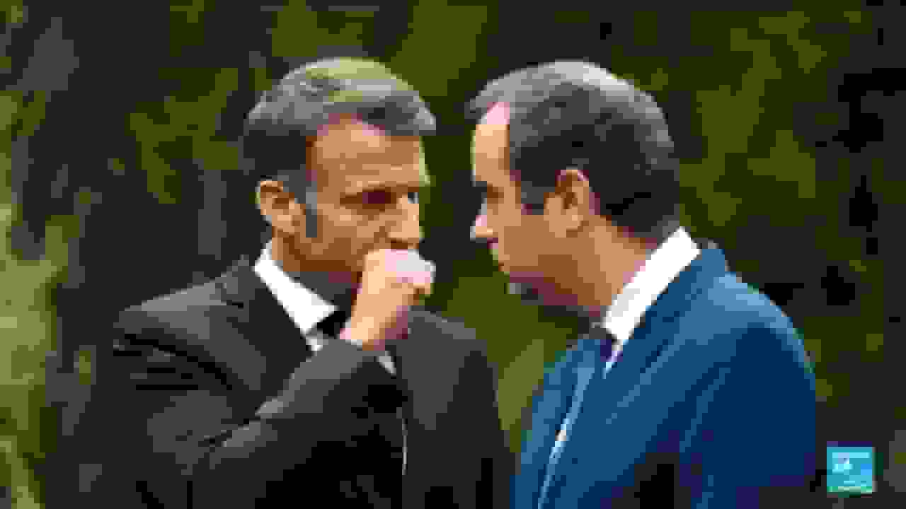 رئیس جمهور فرانسه در مورد تعلیق اصلاحات بازنشستگی عقبنشینی میکند