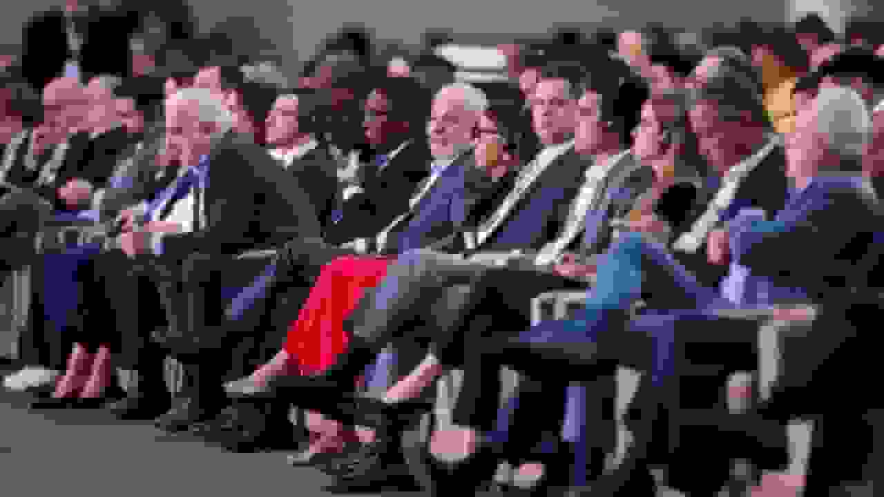 اعتراض کنندگان بومی با نیروهای امنیتی در اجلاس COP30 در برزیل درگیر شدند