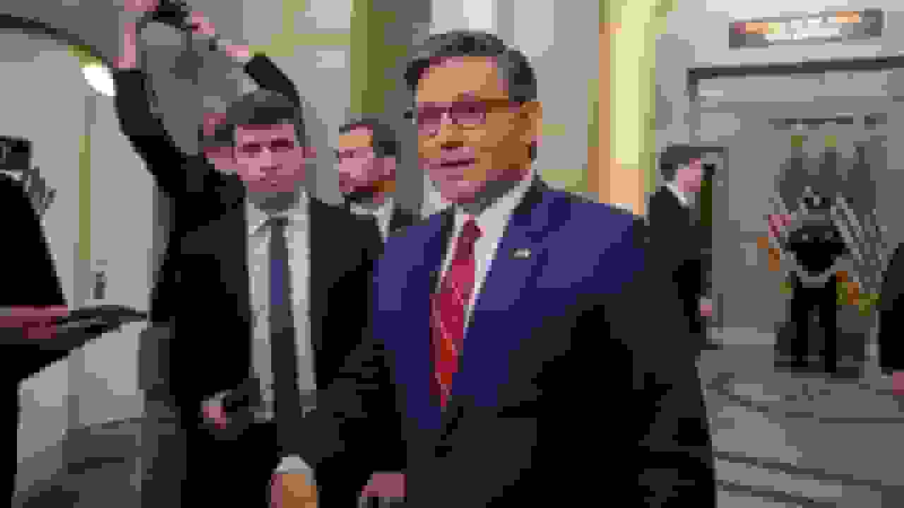 تصویب قانون پایان شوتداون ۴۳ روزه دولت آمریکا در مجلس نمایندگان