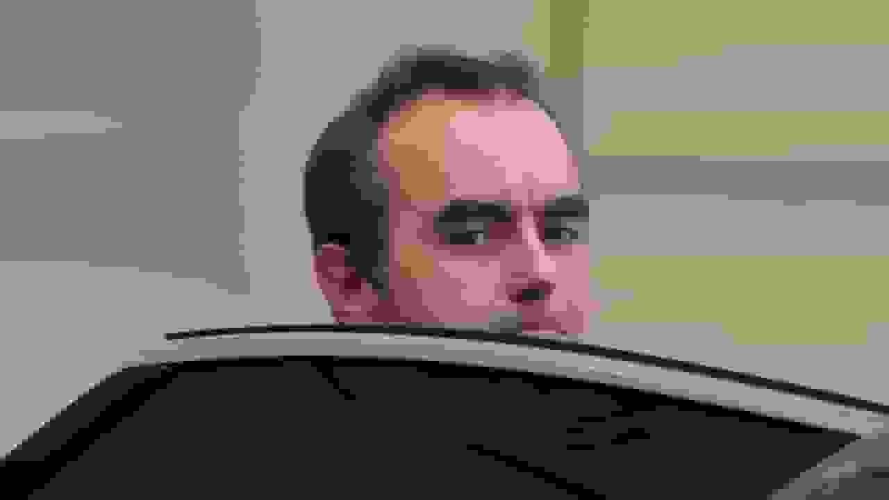 نخست وزیر فرانسه احتمالاً از رأی اعتماد جان سالم به در میبرد پس از تعلیق اصلاحات بازنشستگی