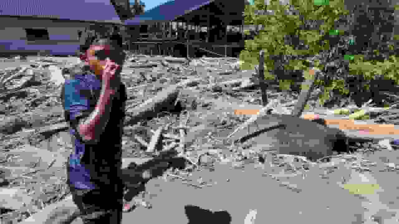 سریلانکا و اندونزی ارتش را برای کمک به سیلزدگان مستقر کردند؛ نزدیک به ۱۰۰۰ کشته