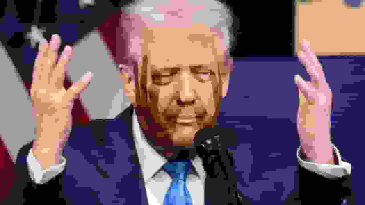 ترامپ سقف پذیرش پناهندگان را به کمترین سطح تاریخ رساند و به سفیدپوستان آفریقای جنوبی اولویت داد