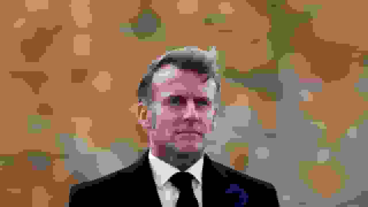 امانوئل مکرون سرویس نظامی داوطلبانه جدیدی را در پاسخ به تهدید روسیه معرفی میکند