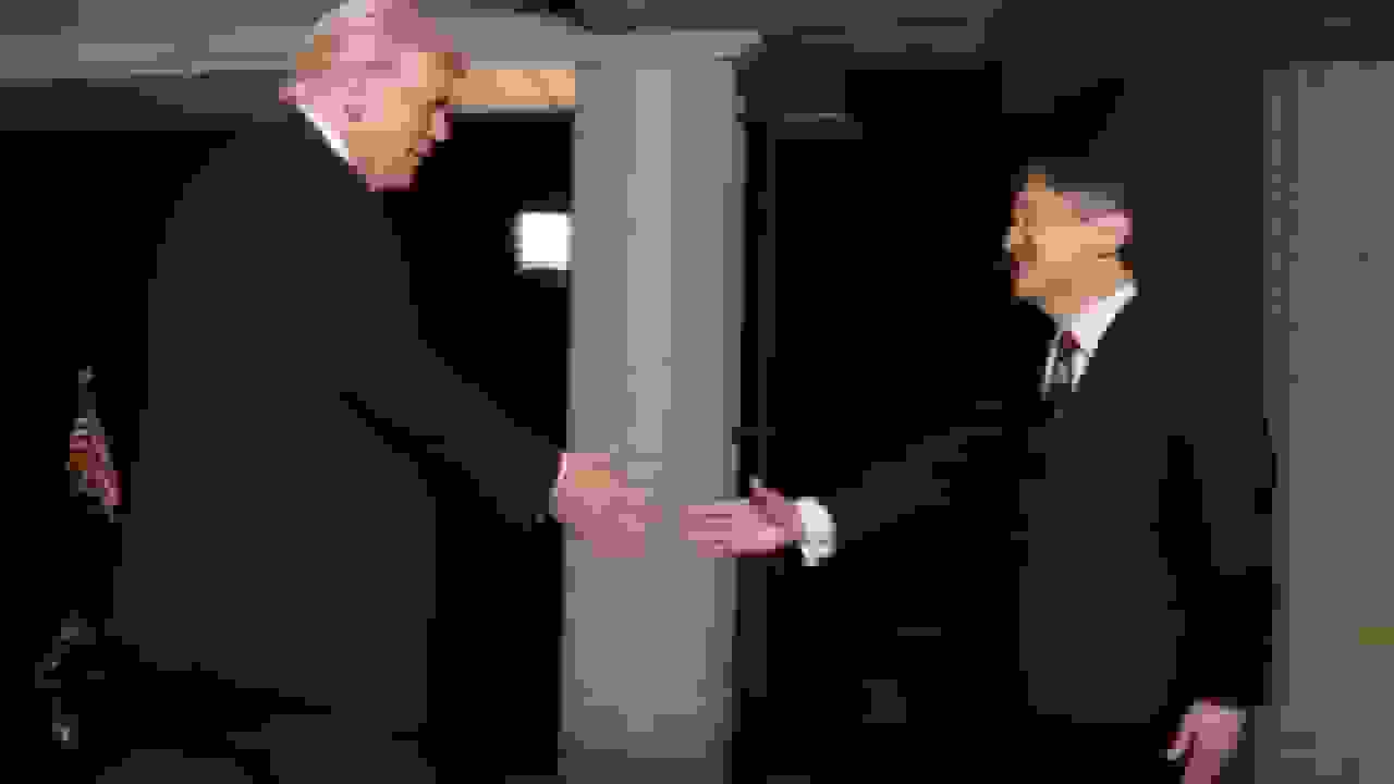 ترامپ برای دیدار با نخستوزیر جدید ژاپن و امید به آتشبس تجاری با چین در توکیو فرود آمد