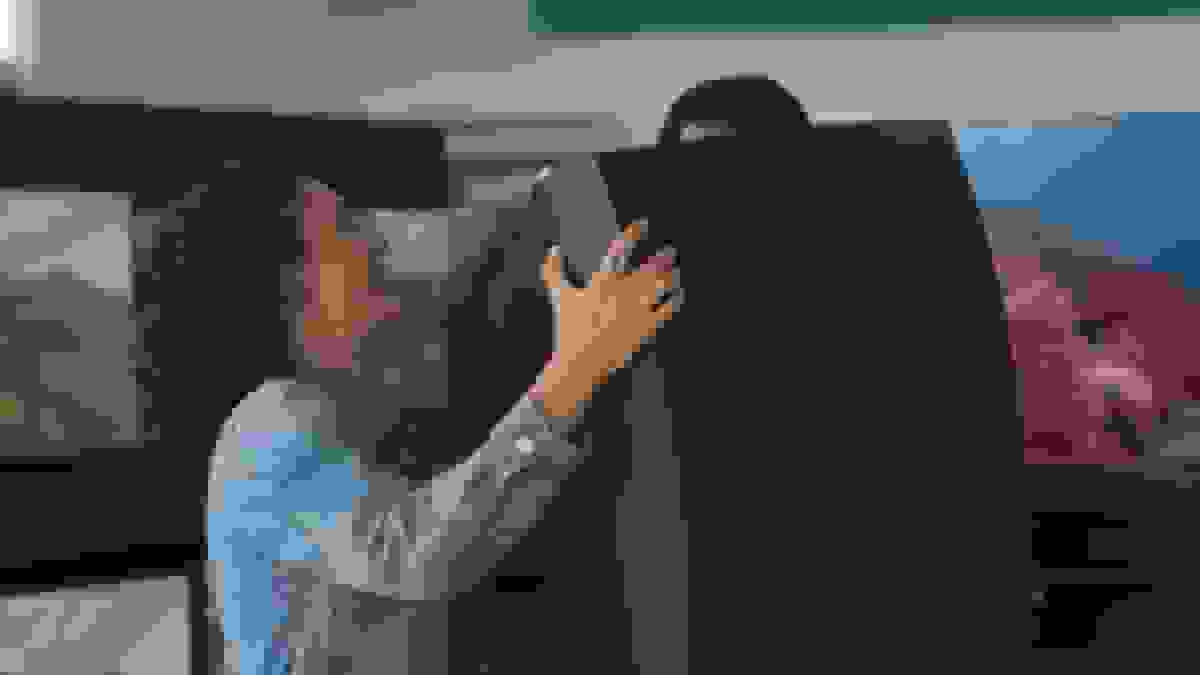 تبلیغ جدید ورایزون که فیزیک تلویزیونهای CRT را نقض میکند