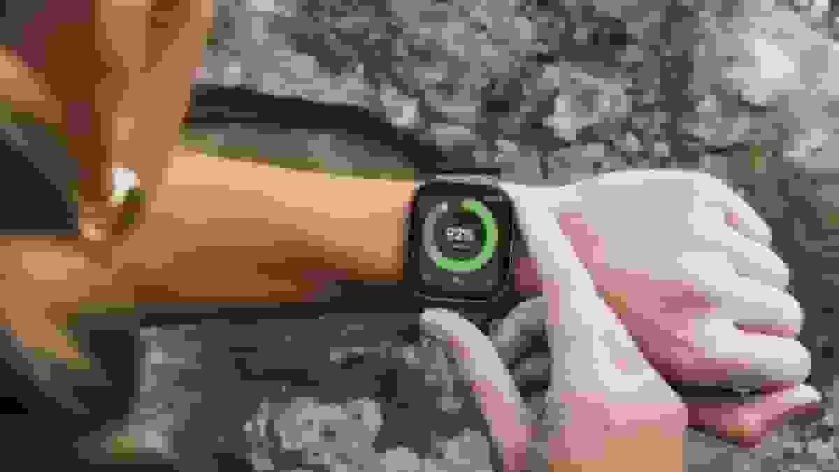 اپلیکیشن اپل واچ برای کنترل خودروهای برقی ریویان عرضه شد