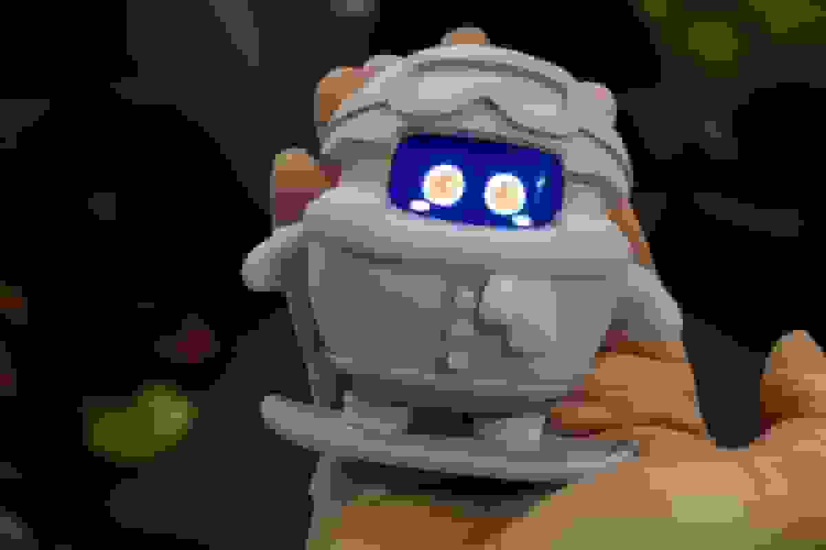 سوییکر: حیوان خانگی هوش مصنوعی فیزیکی که نمیمیرد