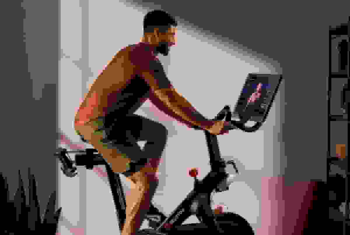 پلتون ۸۳۳ هزار دستگاه دوچرخه Bike+ را به دلیل مشکل ایمنی صندلی فراخوانی کرد