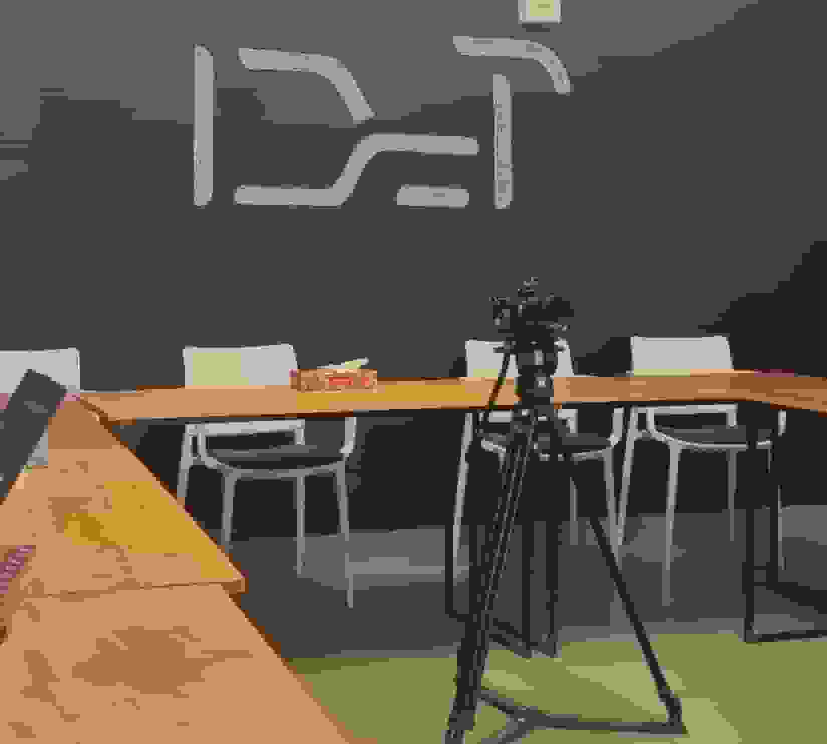 رونمایی از آیدا؛ دستیار فروش هوش مصنوعی شرکت دیدار