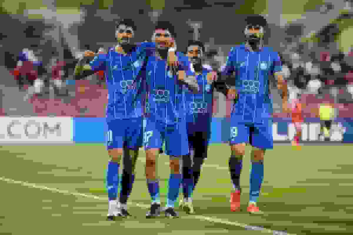 گل دوم استقلال به سپاهان توسط قلی زاده