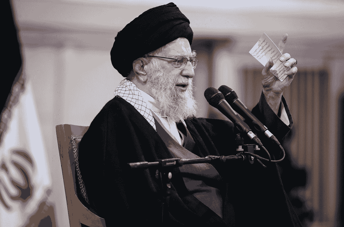 رهبر انقلاب: امیرالمومنین در قله عدالت و تقواست