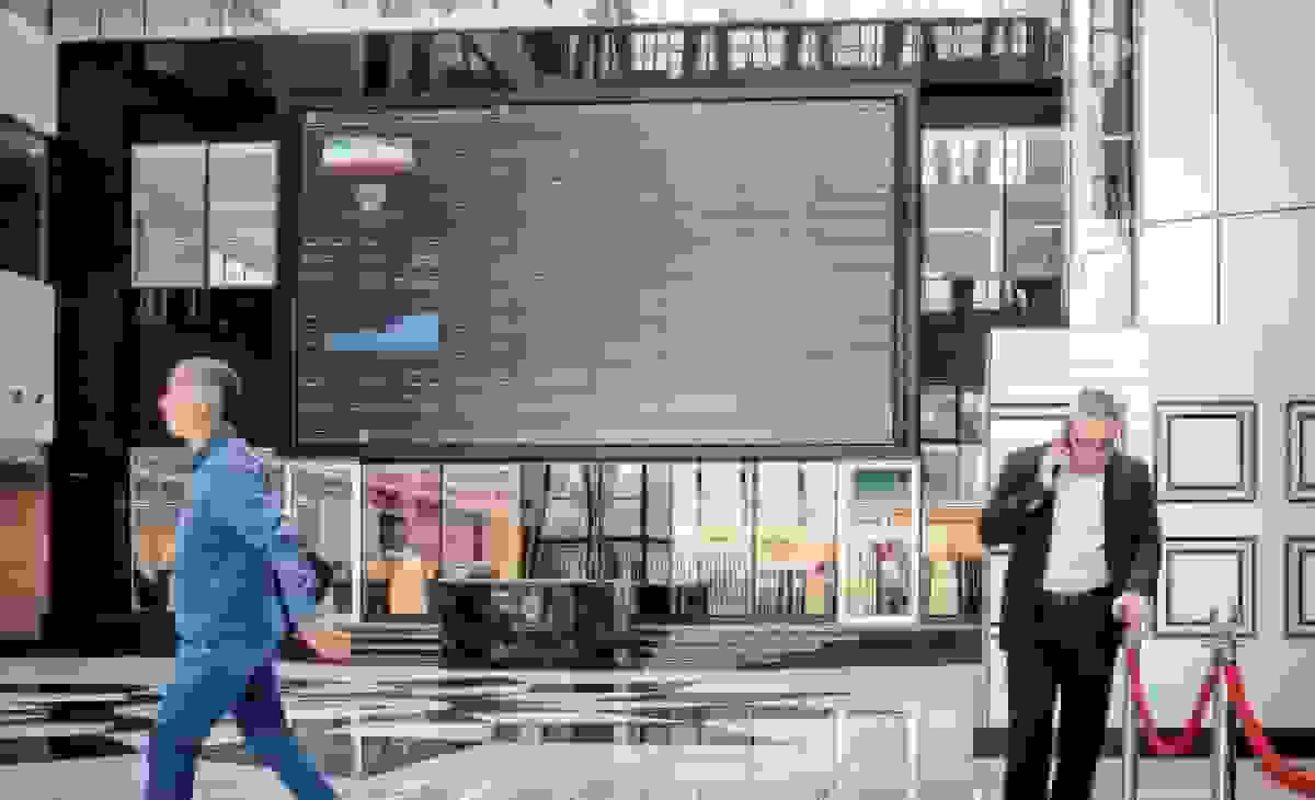 بازار سرمایه در محاصره سودجویان/ جهش بزرگ بورس پشت دیوار ریسکهای سیاسی