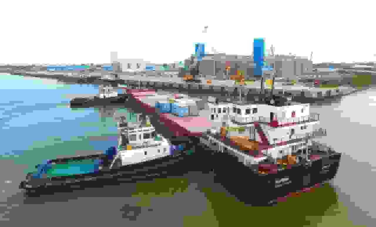 رشد ۵۲ درصدی صادرات کالا از مجتمع بندری انزلی