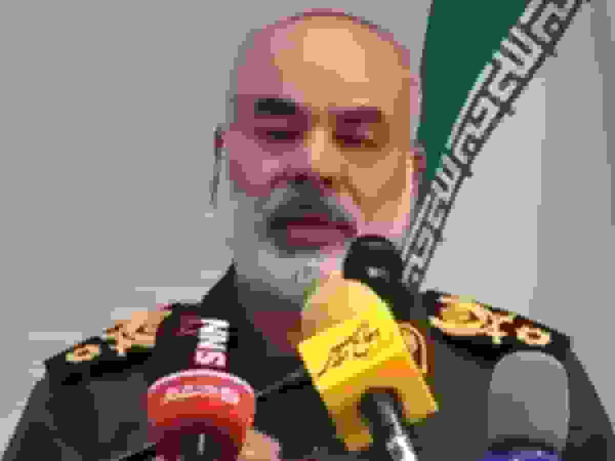 در جنگ ۱۲ روزه دشمن با همه توان به میدان آمد؛ اما شجاعت رزمندگان موجب شد تا ایران محکم بایستد