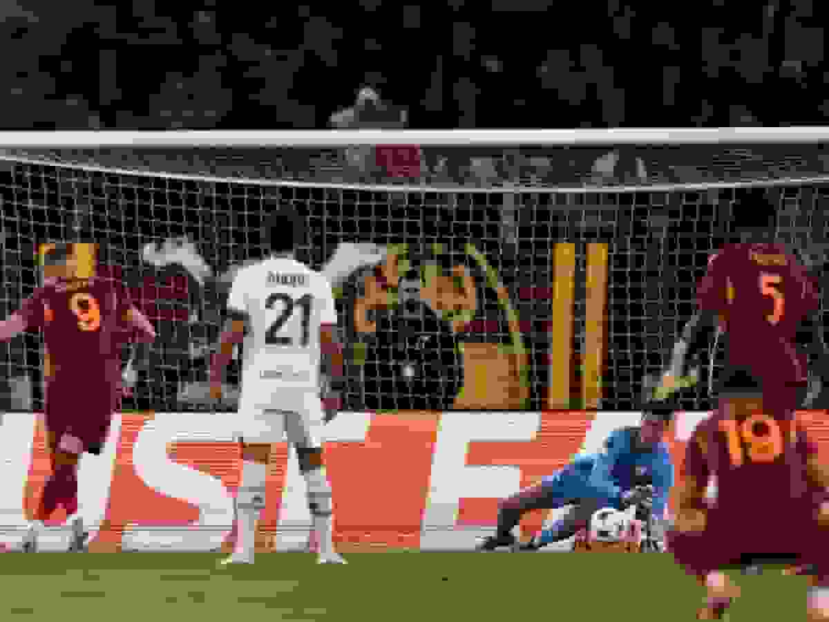 سه تکرار پنالتی و سه مهار در بازی رم و لیل