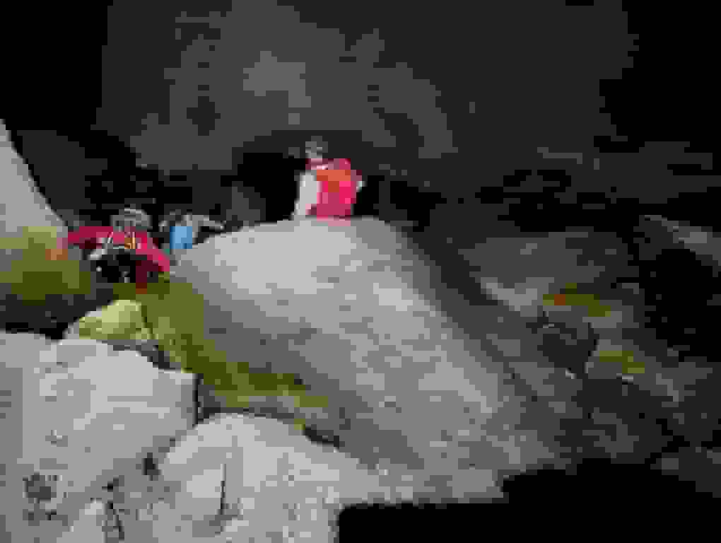 نجات ۴ گردشگر گرفتار در آبشار چشمه سنبلی تنگ حرا در کهگیلویه و بویراحمد