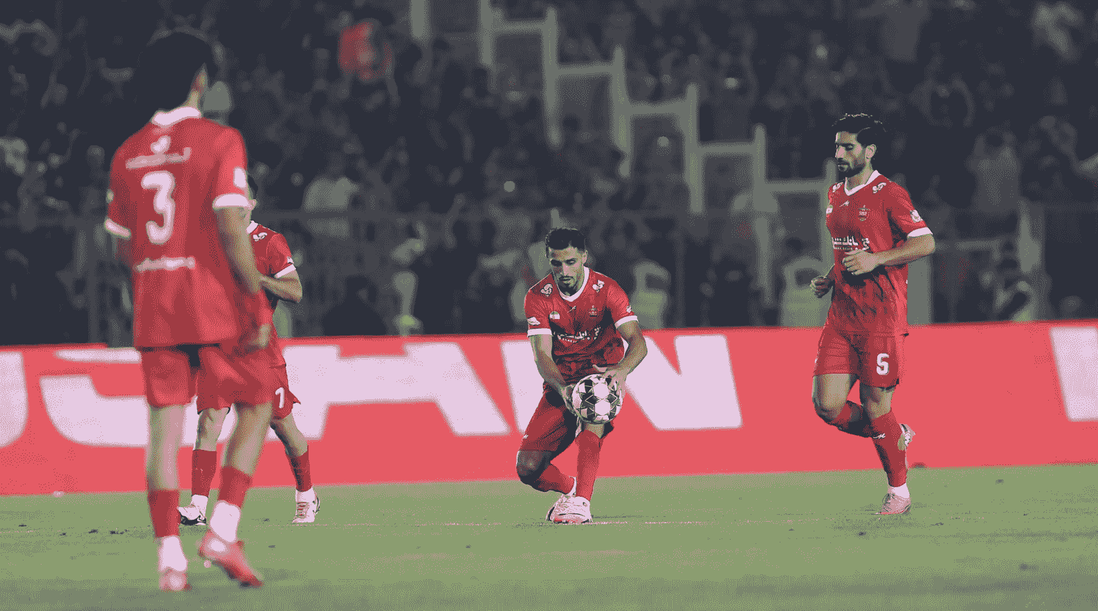 رقابت گلنزنها در جدول گلزنان؛ آبروداری علیپور