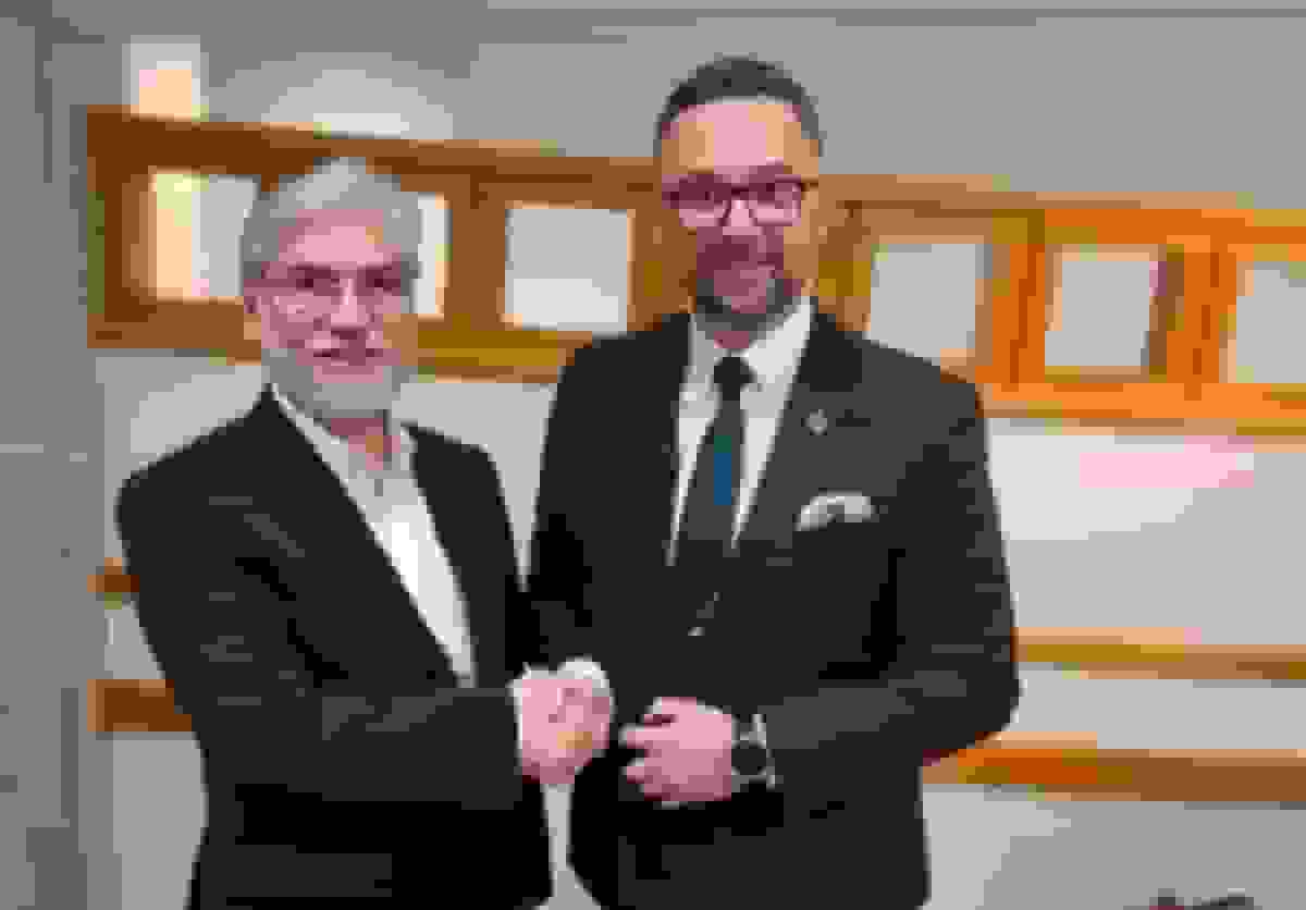 دیدار وزیر علوم ایران با همتایان لهستانی و سوئیسی در ژاپن