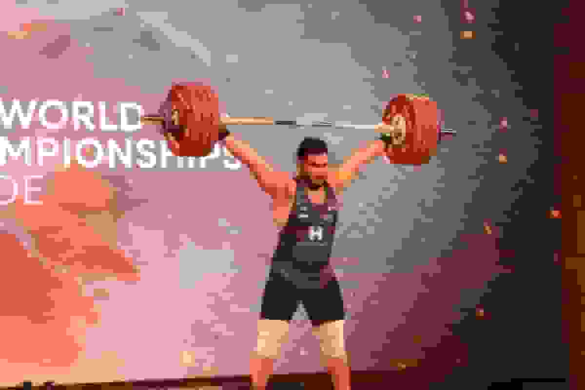 لحظه رکوردشکنی علیرضا نصیری در مسابقات وزنهبرداری قهرمانی جهان