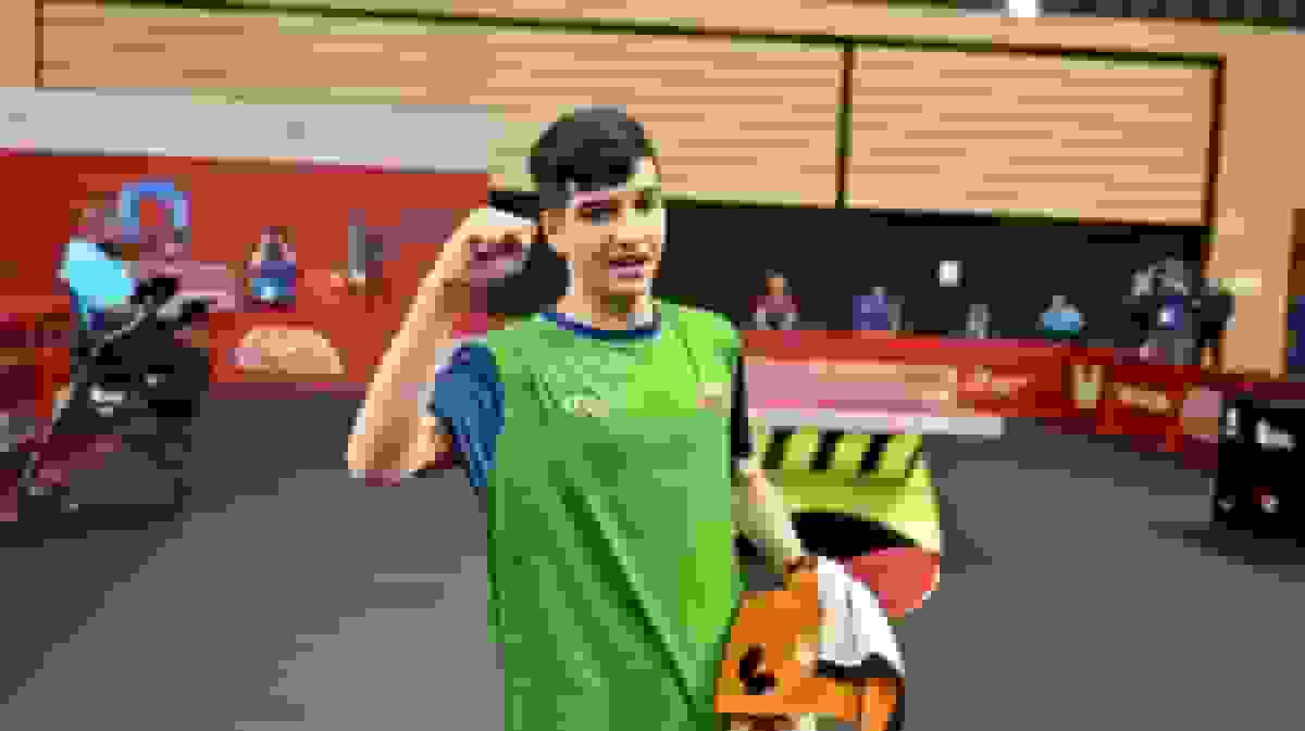 بنیامین فرجی شگفتیساز شد؛ پیروزی مقابل نفر دوم جهان در پینگپنگ