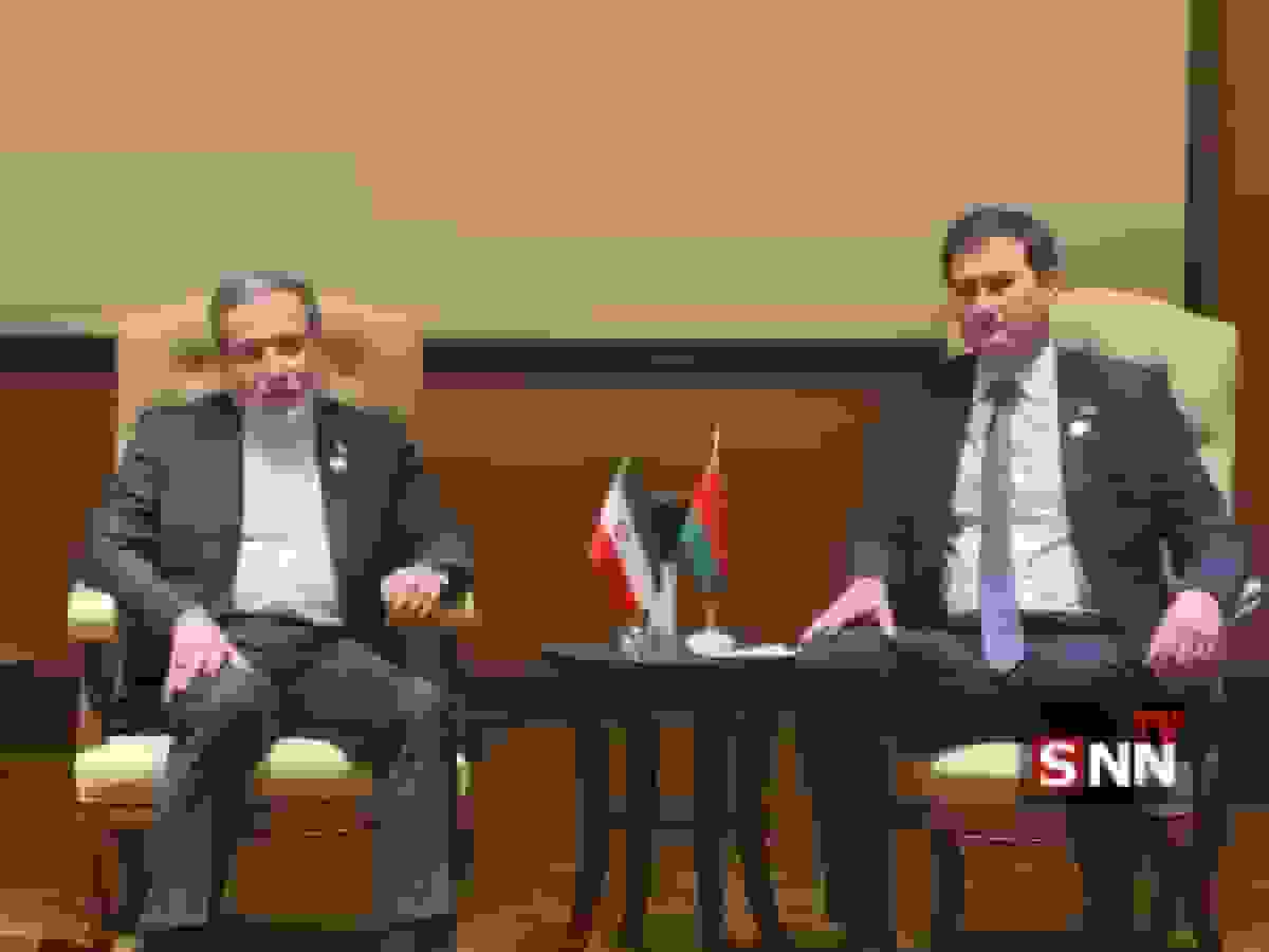 دیدار عراقچی با ماکسیم ریژنکوف در حاشیه اجلاس جنبش عدم تعهد