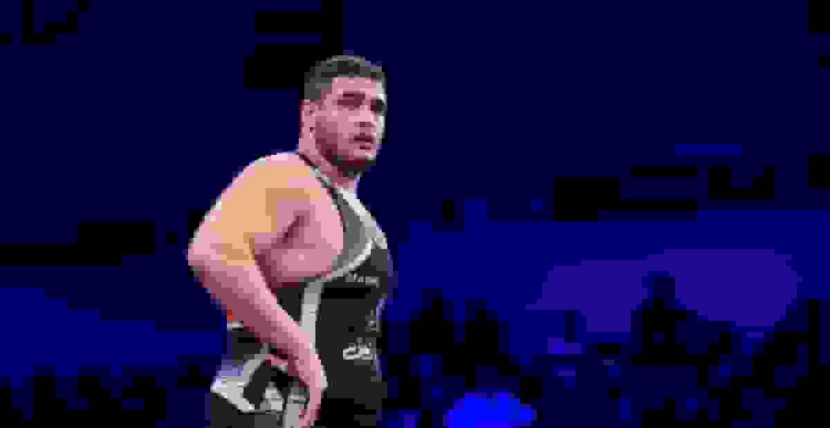 قهرمانی فردین هدایتی در کشتی فرنگی زیر ۲۳ سال جهان با مدال طلا