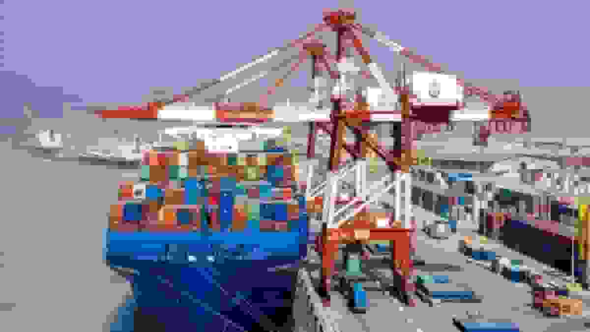 افزایش ۱۳ میلیون تنی تخلیه و بارگیری کالا در بندر شهید بهشتی چابهار