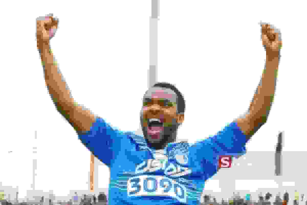 رابینسون جانواریو از دنیای فوتبال خداحافظی کرد