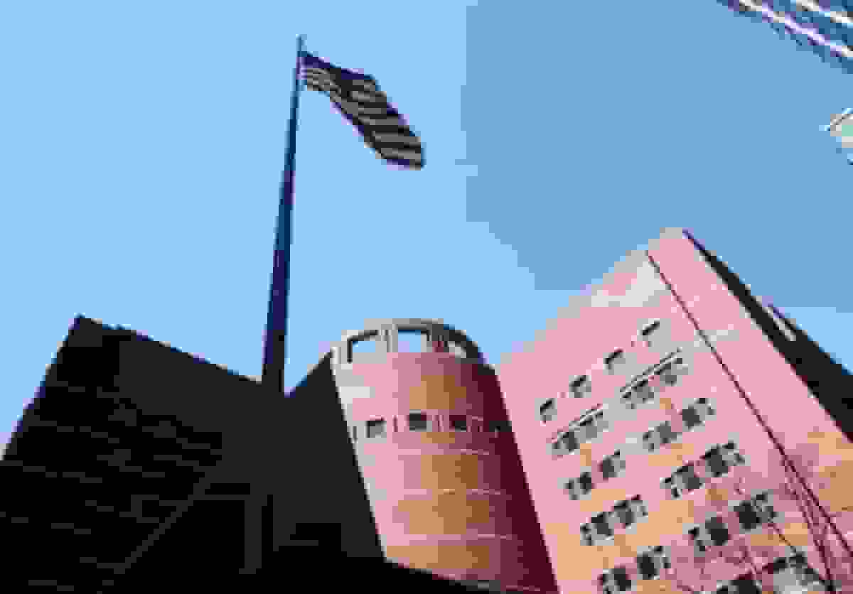 تشدید مشکلات مالی دادگاهها با ادامه تعطیلی دولت آمریکا