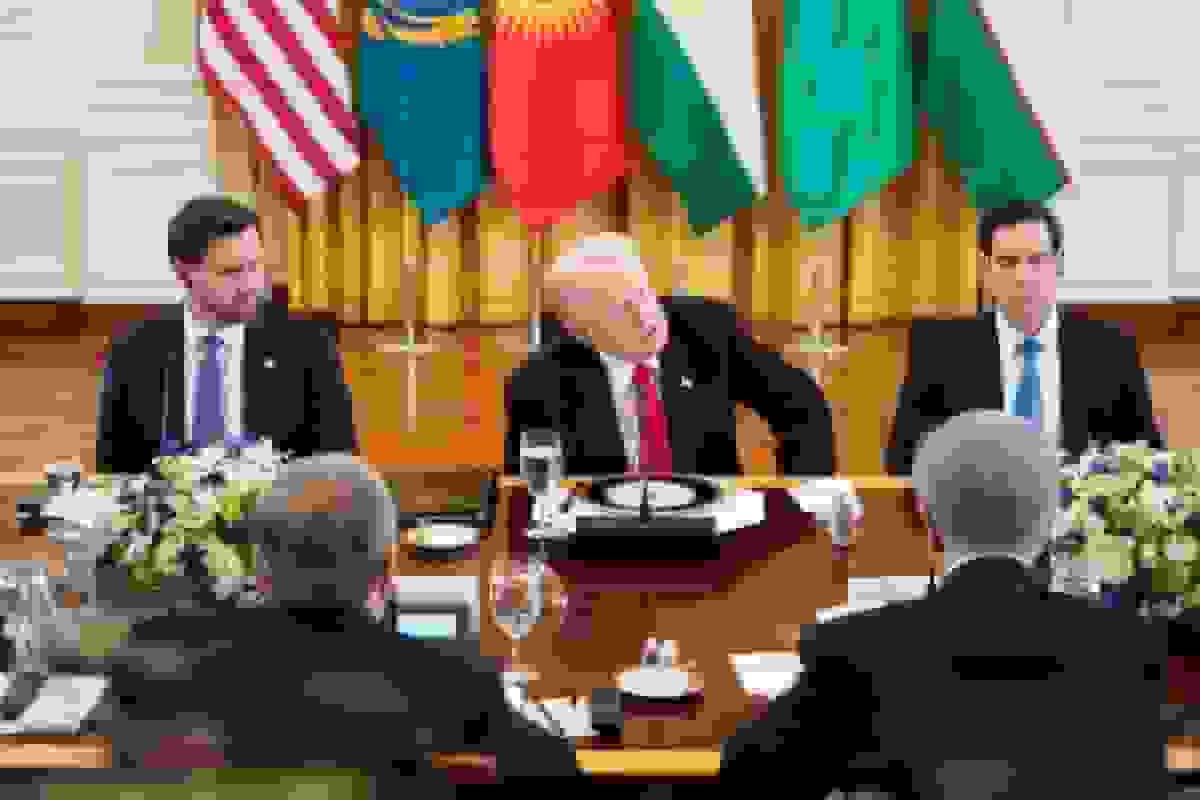 اظهارات ترامپ: تحریم ایران، بازارگرمی تسلیحاتی و ادعای صلح جهانی