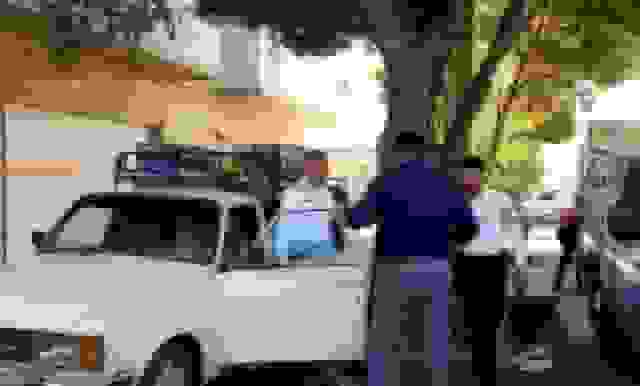 پایان سدمعبر در خیابان شهرزاد منطقه ۱۵ با توقیف وانتیهای متخلف