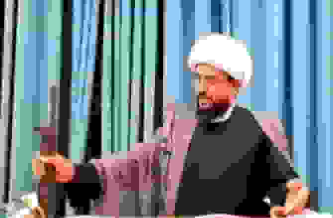 مناظره شرقگرایی و غربگرایی با حضور سعید احدیان و مصطفی کواکبیان