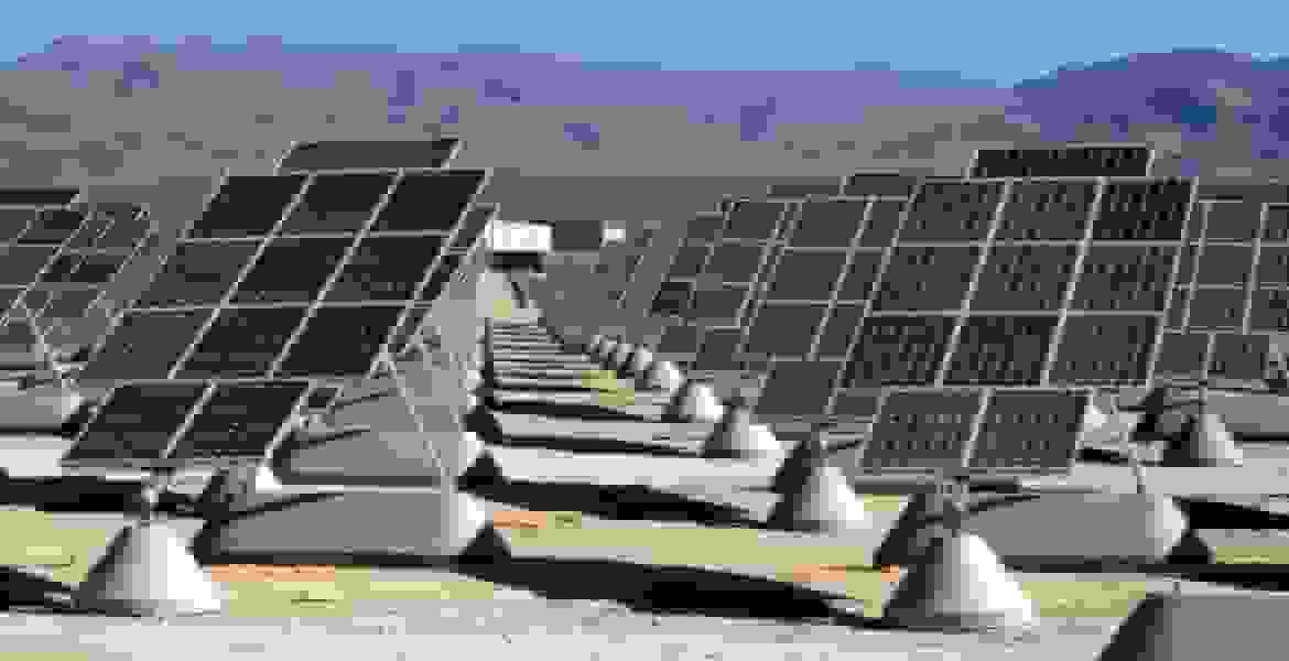 افتتاح نیروگاه خورشیدی در بیمه سلامت اصفهان