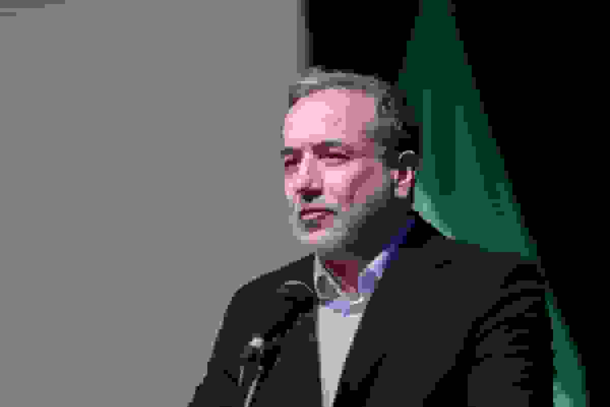 عراقچی: گفتوگو با آژانس انرژی اتمی در جریان است