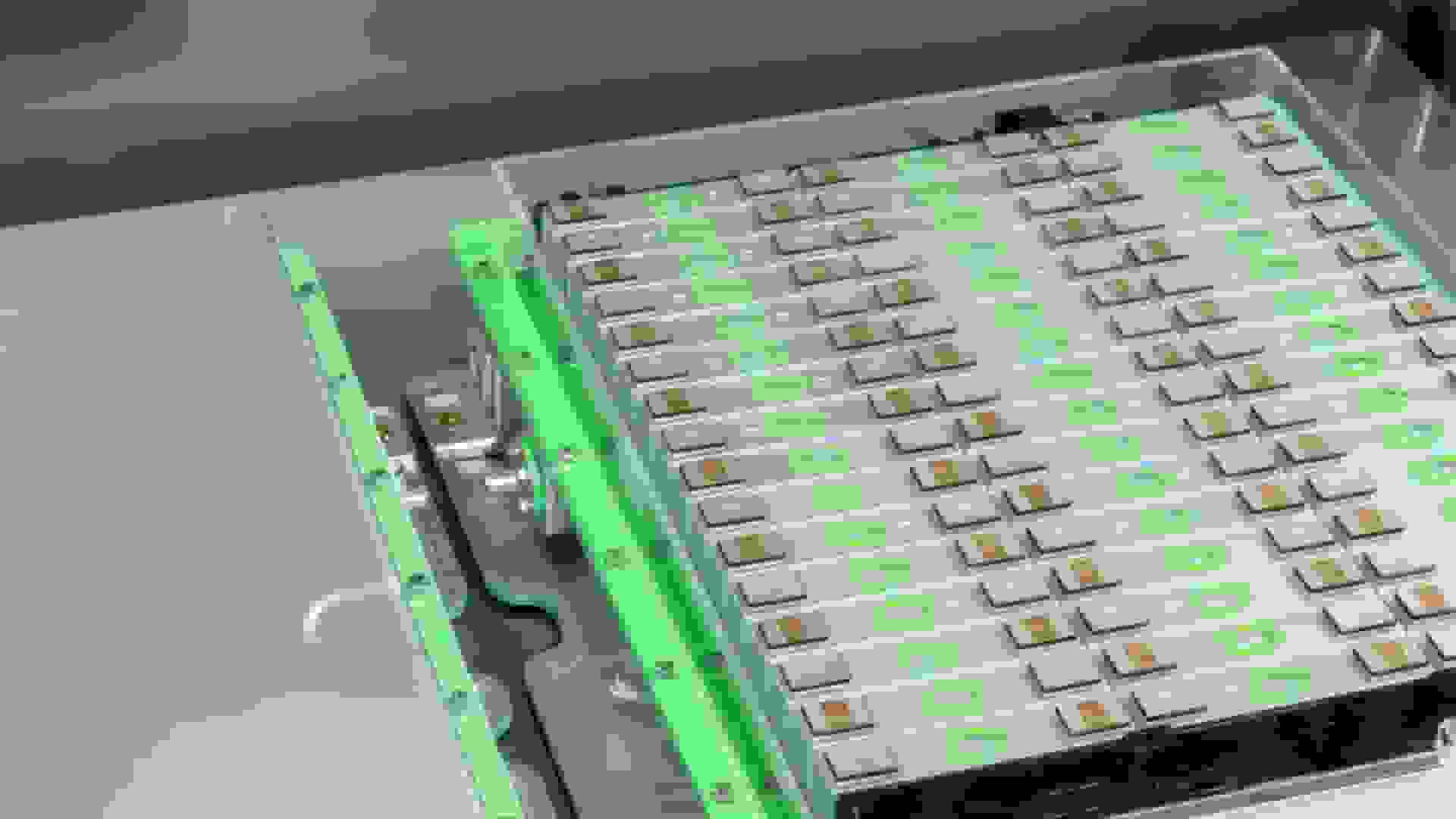 سیستم خنککننده چندمنظوره برای افزایش عمر باتری خودروهای الکتریکی