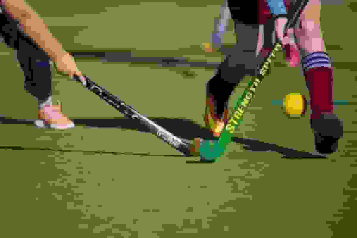 افتتاح زمین چمن جدید هاکی زنجان با برگزاری مسابقات قهرمانی پیشکسوتان کشور