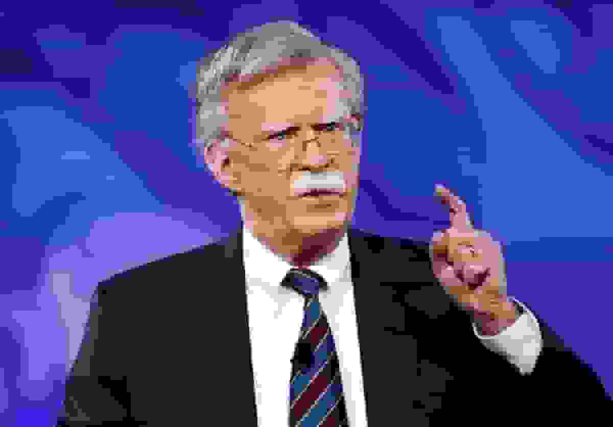 بولتون: کاخ سفید به دنبال براندازی مادورو است