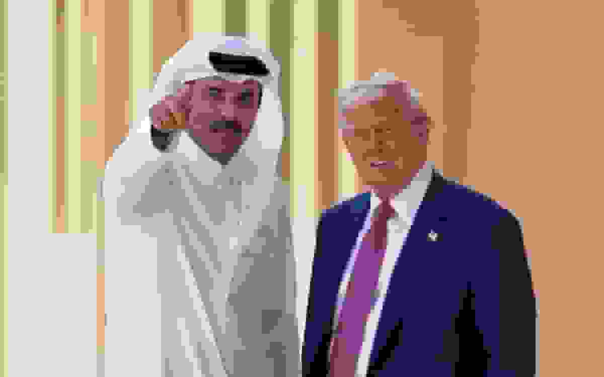 دیدار ترامپ با امیر قطر در دوحه در مسیر مالزی