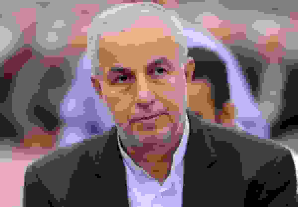 کوچکینژاد: از اقدام انقلابی بانک مرکزی در انحلال بانک آینده تشکر میکنیم