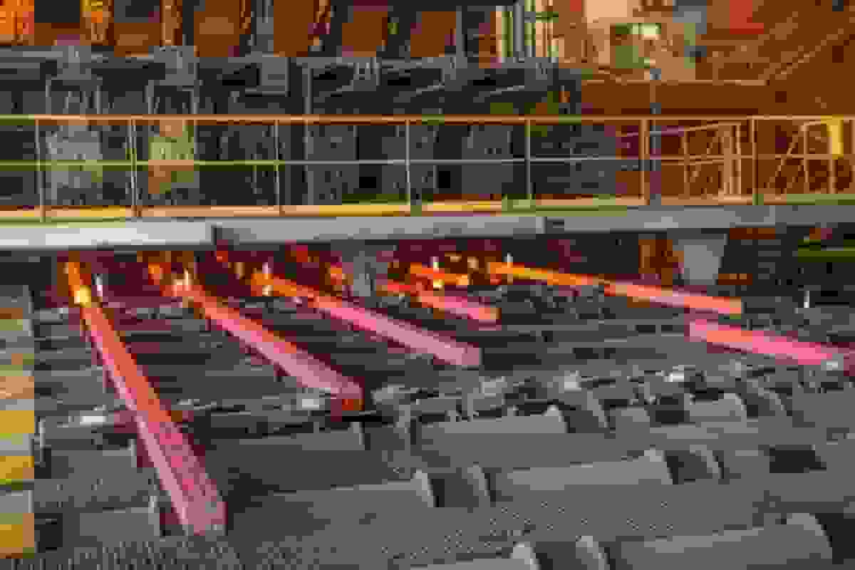 تولید فولاد ایران به ۳۳ میلیون تن رسید؛ توقف کامل صادرات سنگآهن